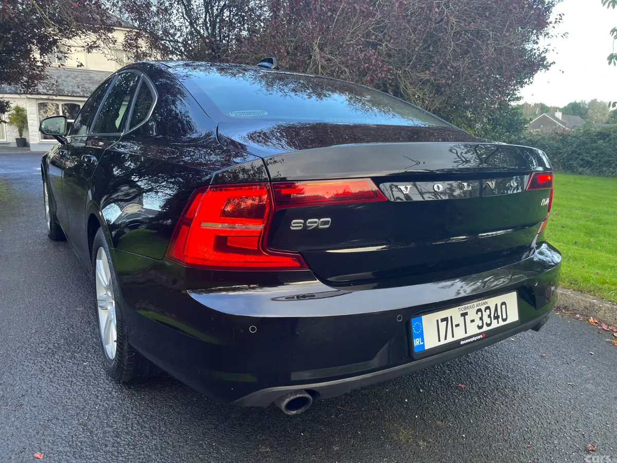 Volvo S90 Saloon, Diesel, 2017, Black
