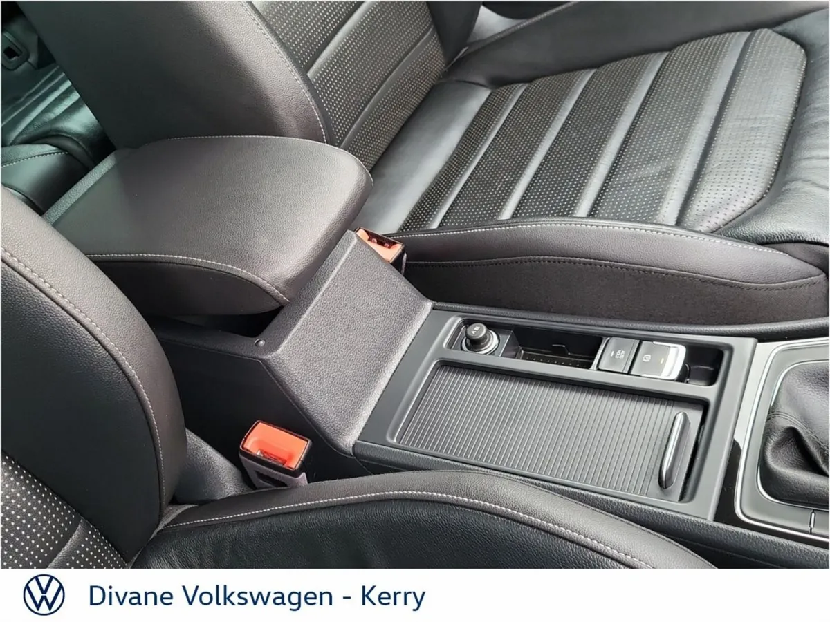 Volkswagen Golf Hatchback, Diesel, 2020, White