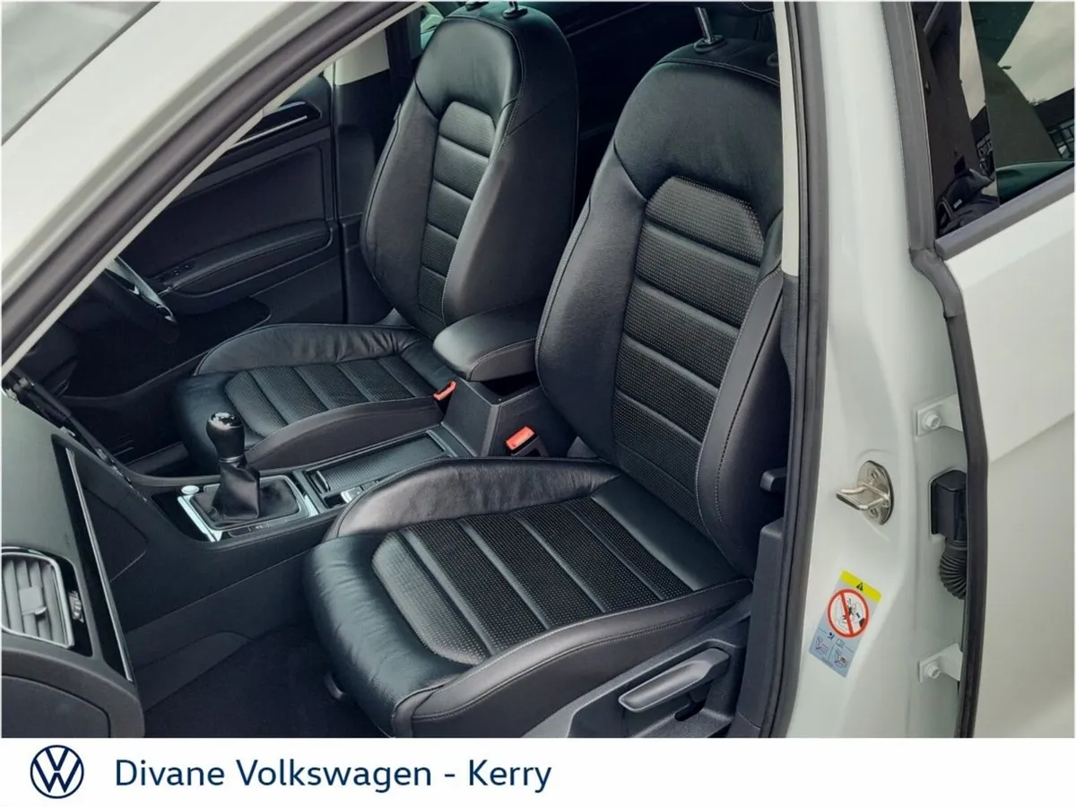 Volkswagen Golf Hatchback, Diesel, 2020, White