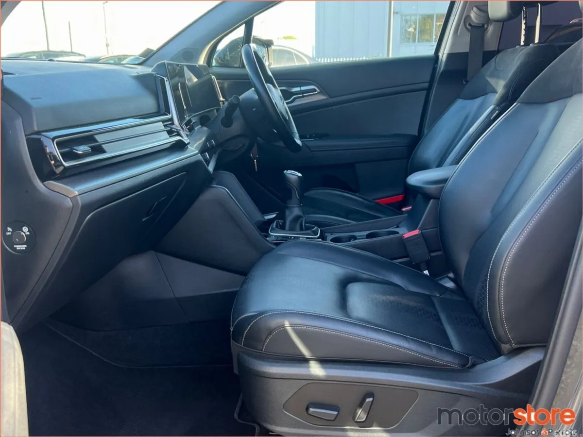 Kia Sportage SUV, Diesel, 2024, Grey
