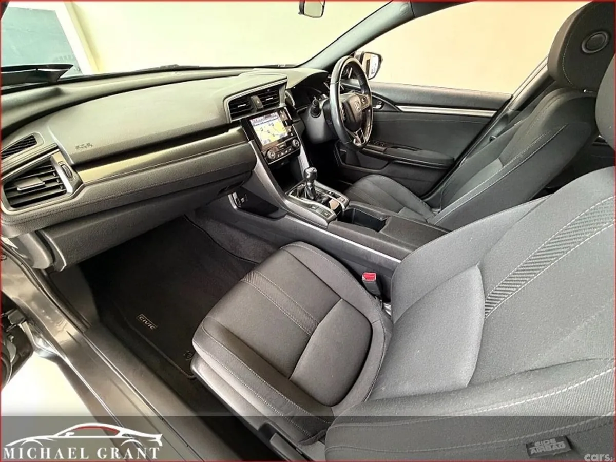 Honda Civic Hatchback, Petrol, 2018, Grey