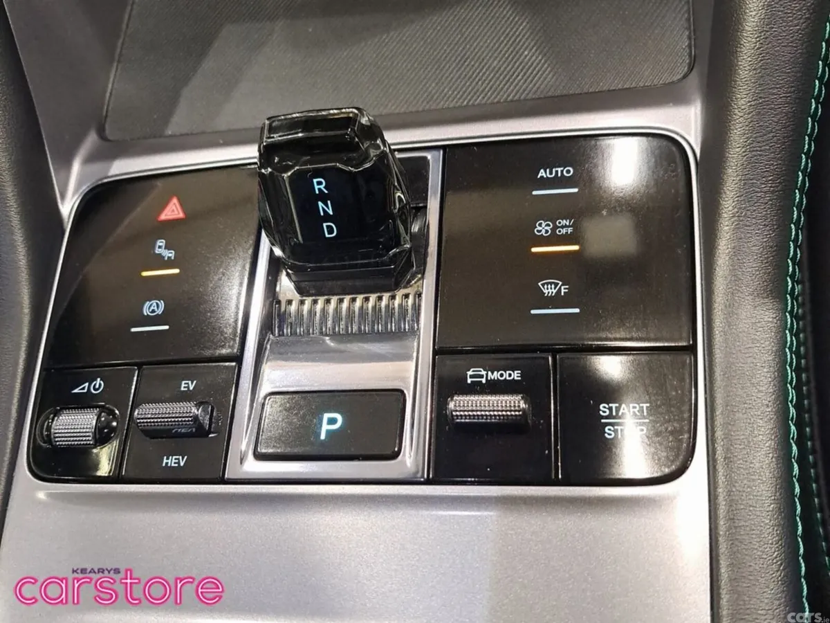 BYD SEAL U Hatchback, Petrol Plug-in Hybrid, 2026, Grey