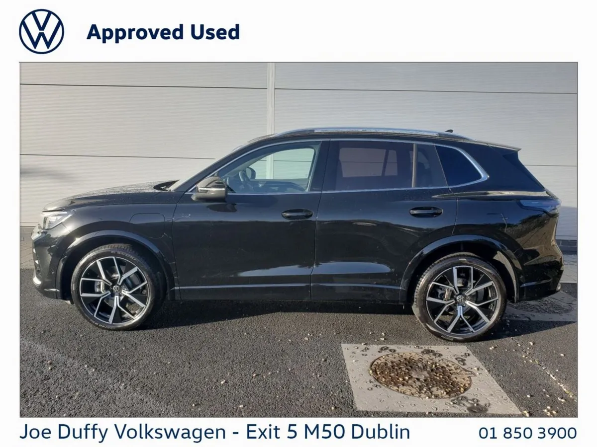 Volkswagen Tiguan SUV, Petrol Plug-in Hybrid, 2025, Black