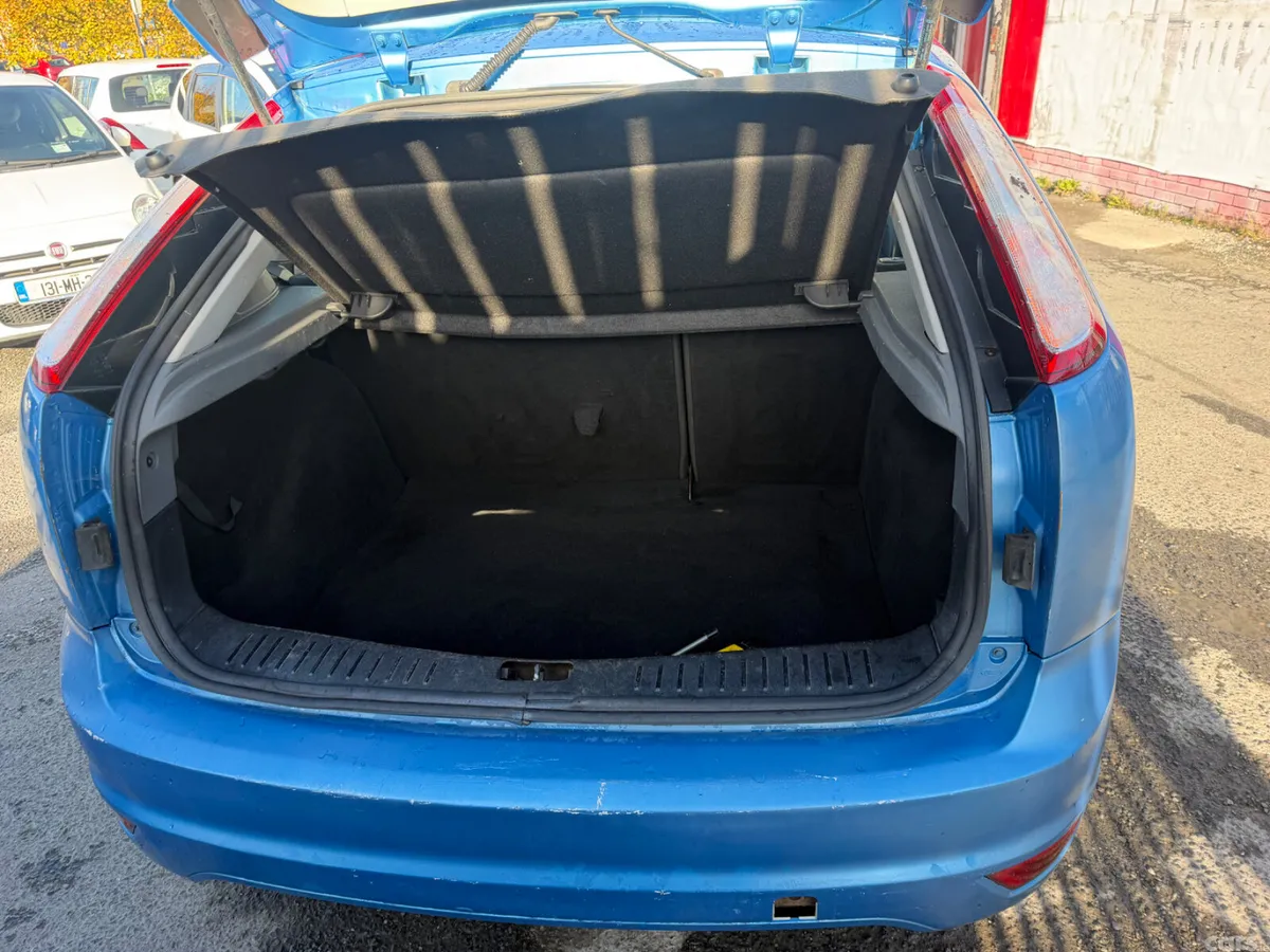 Ford Focus Hatchback, Diesel, 2009, Blue