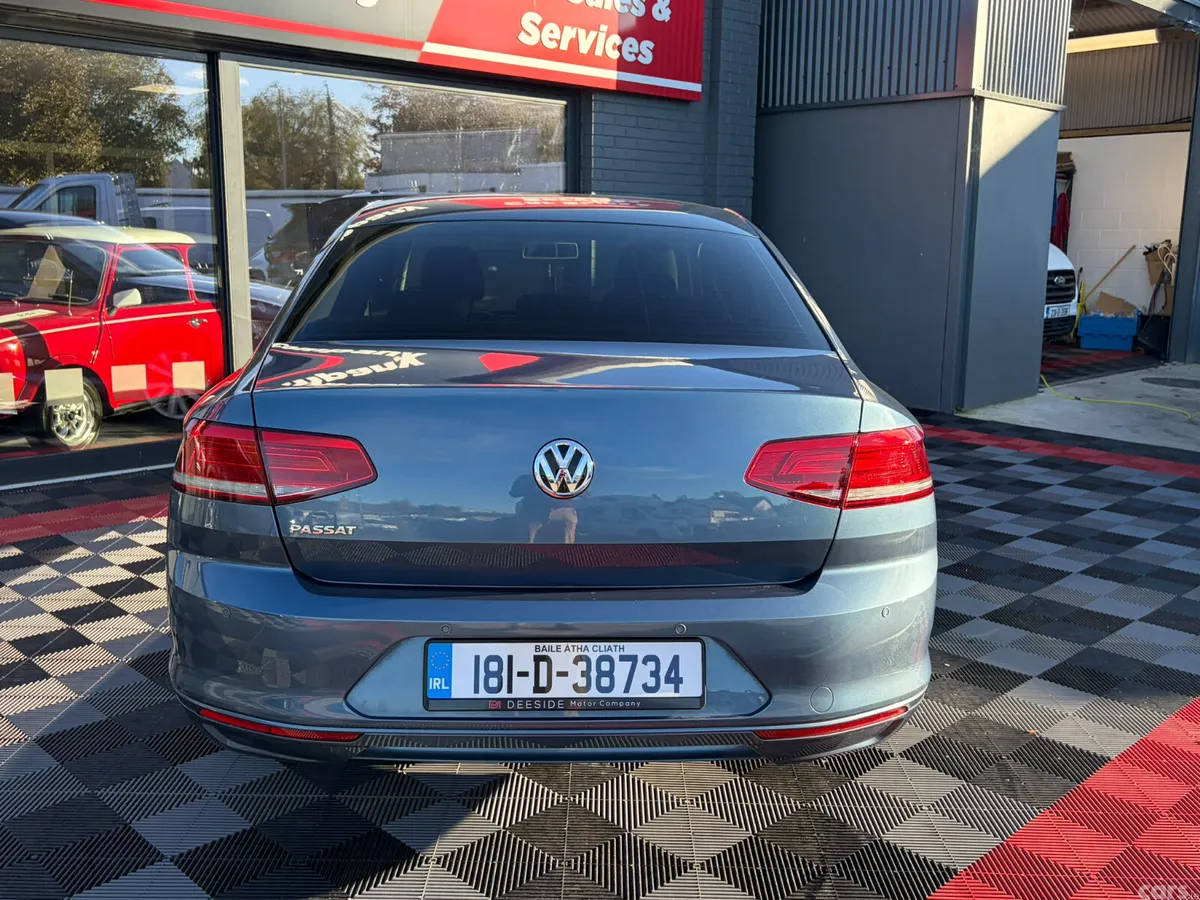 Volkswagen Passat Saloon, Petrol, 2018, Blue