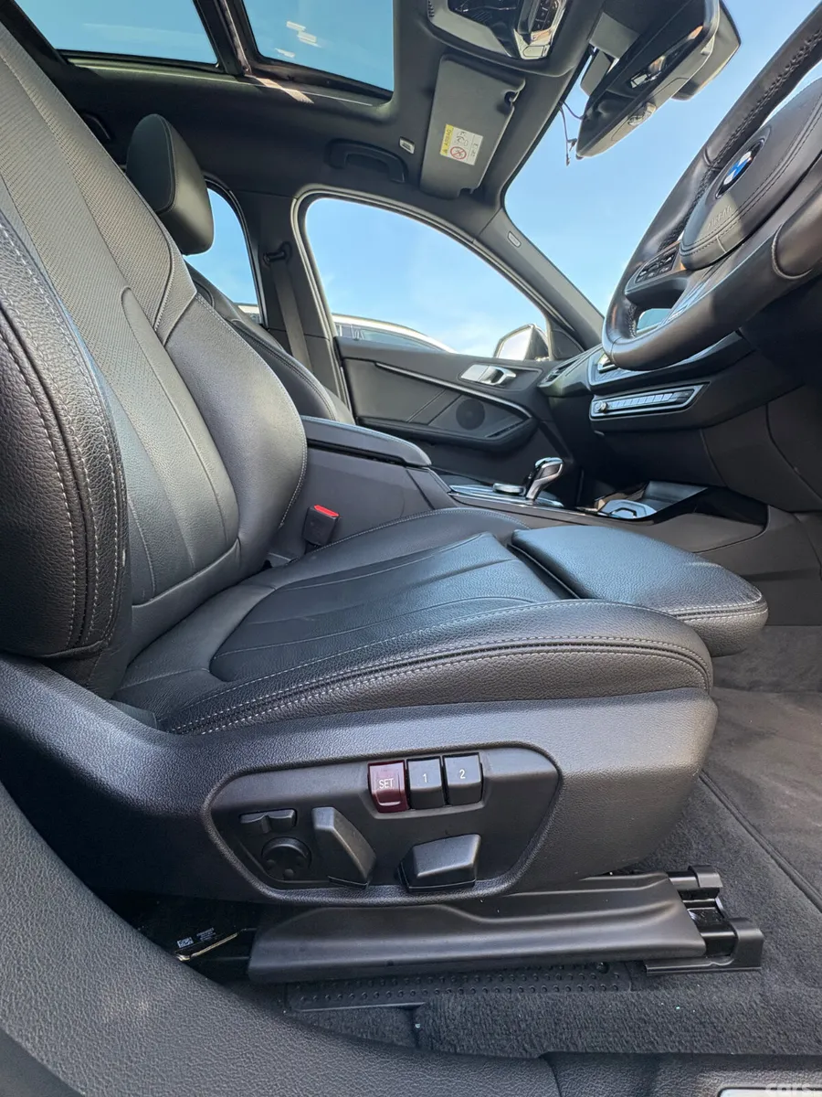 BMW 1-Series Hatchback, Diesel, 2022, White
