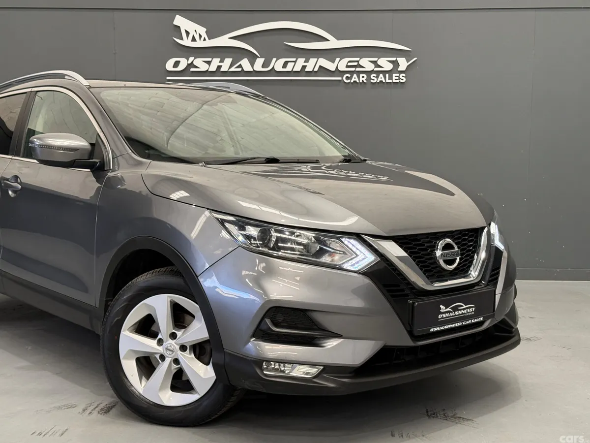 Nissan Qashqai MPV, Petrol, 2019, Grey