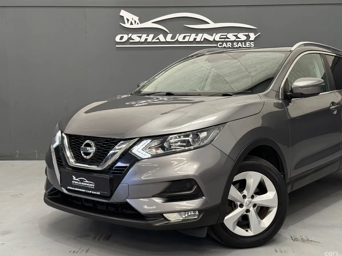 Nissan Qashqai MPV, Petrol, 2019, Grey