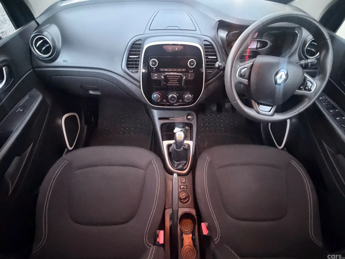 Renault Captur Hatchback, Diesel, 2018, Blue