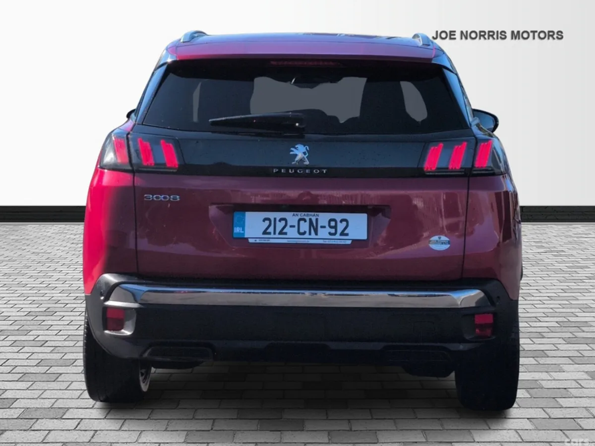 Peugeot 3008 MPV, Diesel, 2021, Red