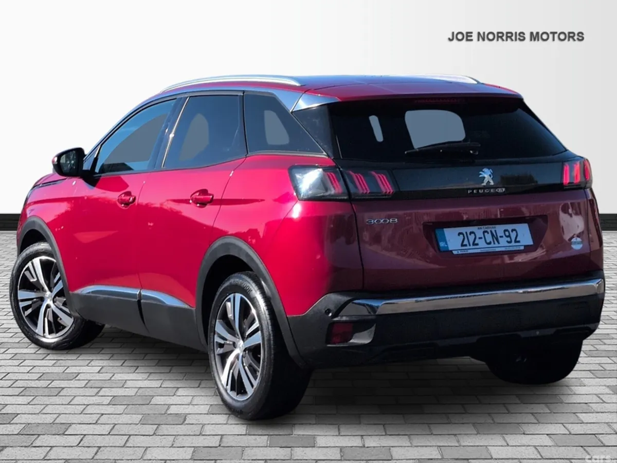 Peugeot 3008 MPV, Diesel, 2021, Red