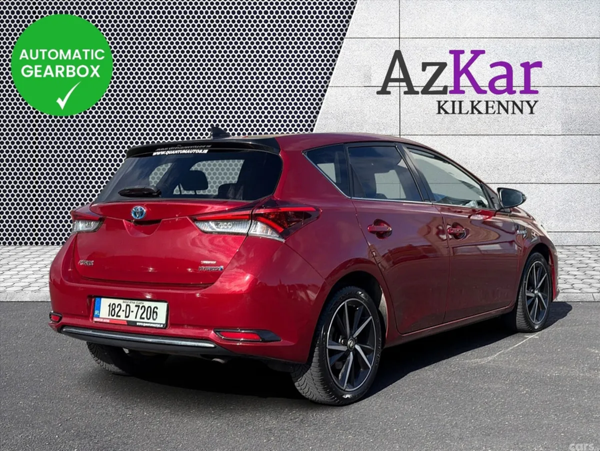 Toyota Auris Hatchback, Petrol Hybrid, 2018, Red