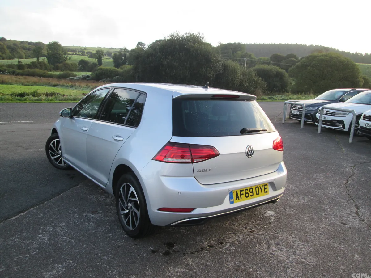 Volkswagen Golf Hatchback, Diesel, 2019, Silver
