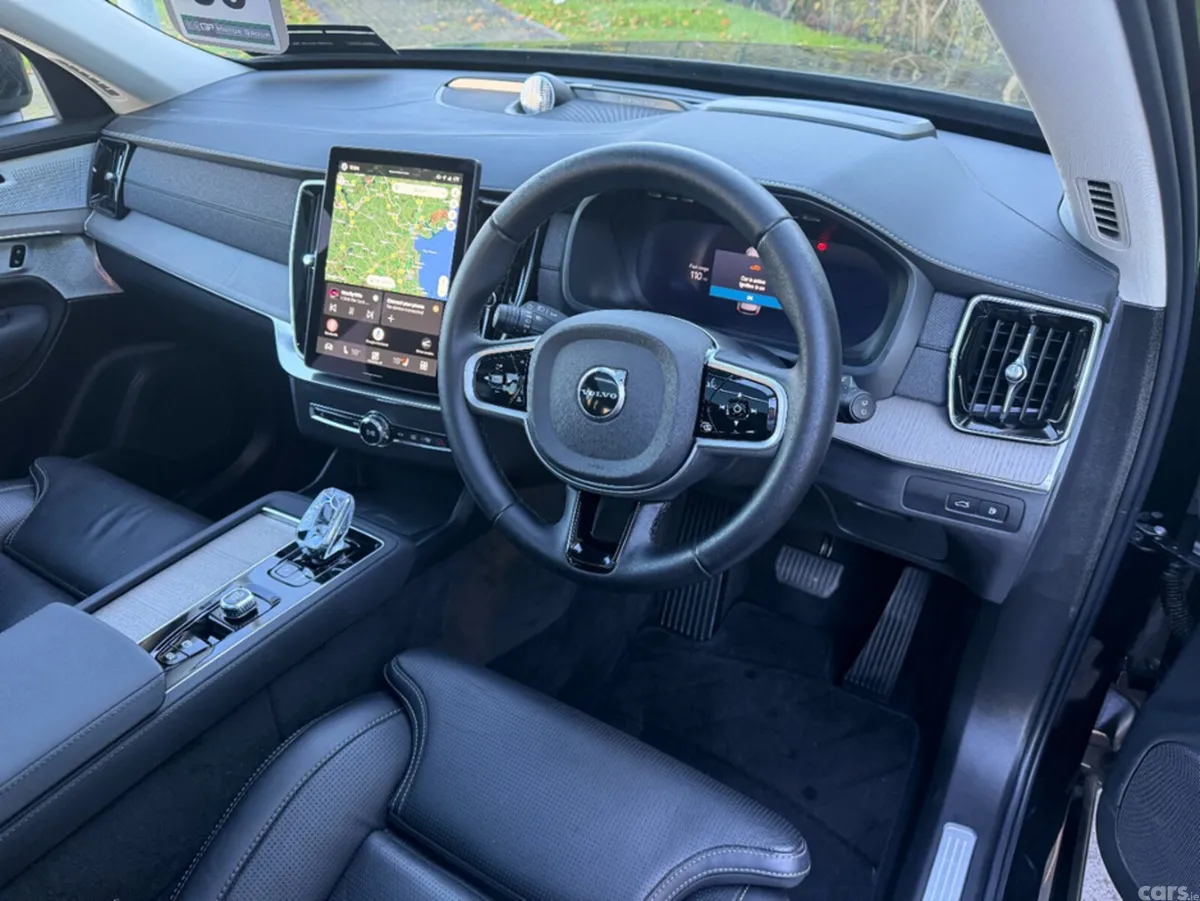 Volvo XC90 Estate, Petrol Plug-in Hybrid, 2025, Black