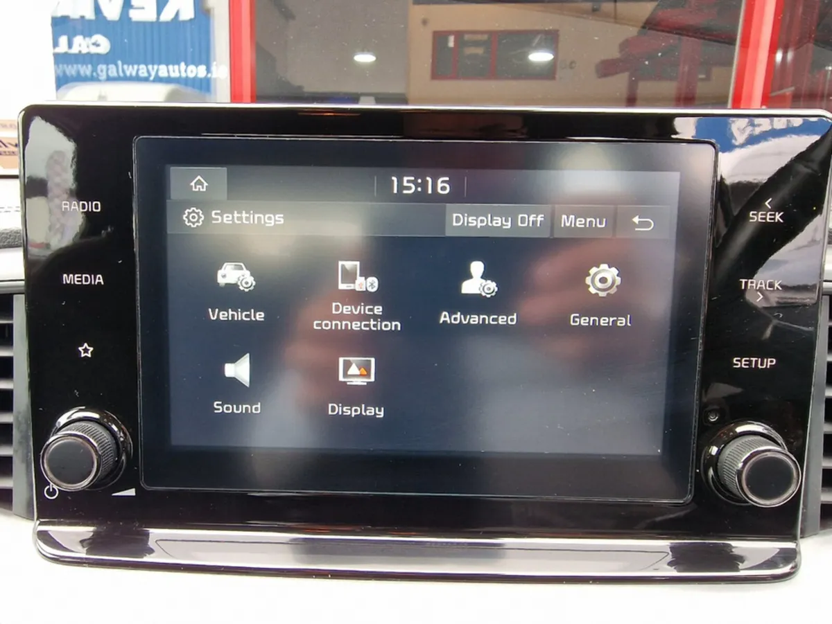 Kia XCeed Hatchback, Petrol, 2020, Red