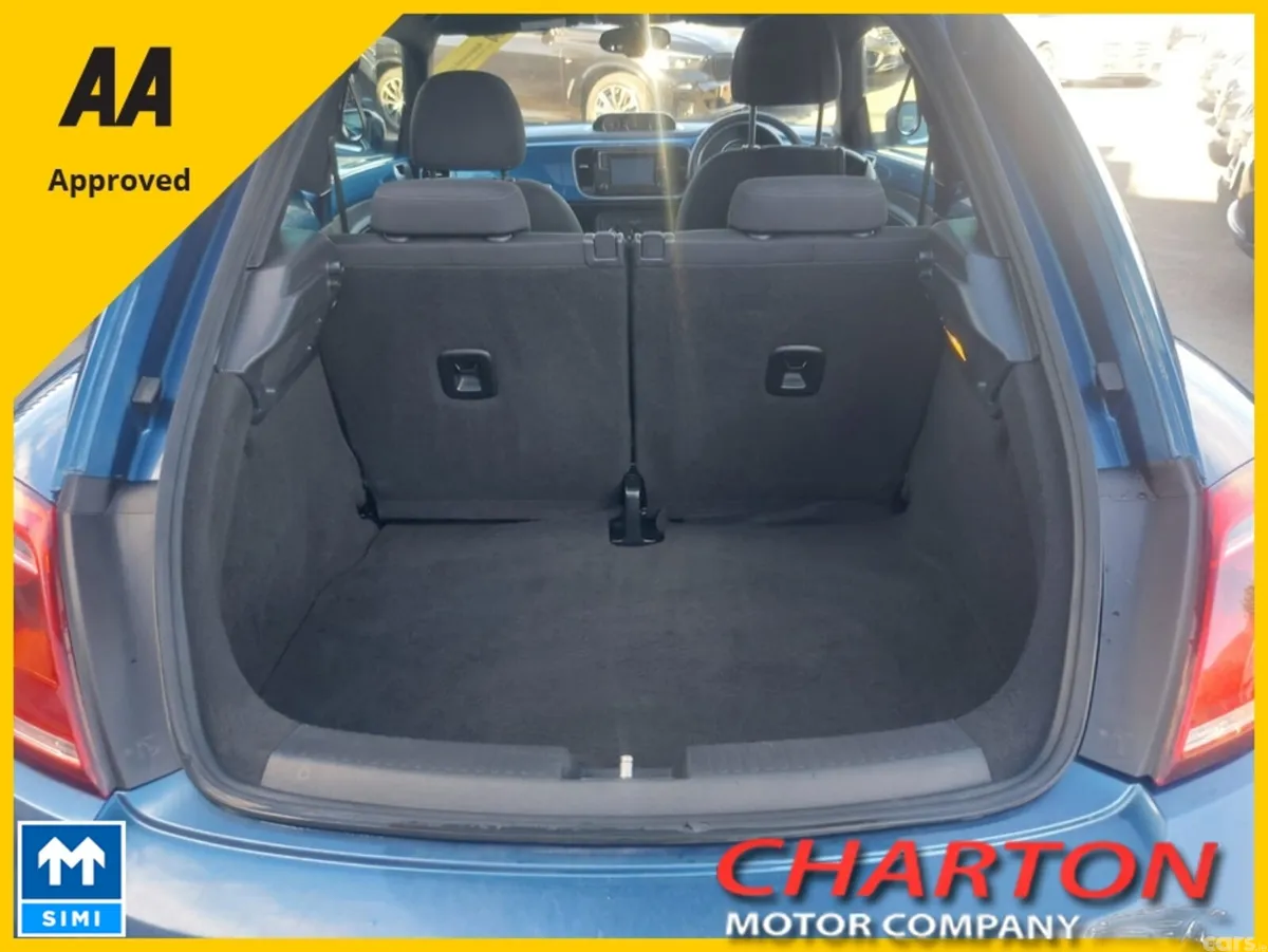 Volkswagen Beetle Hatchback, Diesel, 2016, Blue