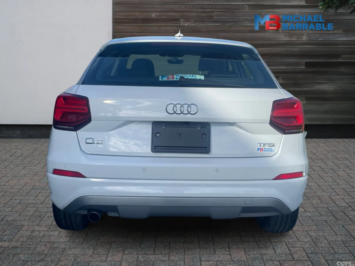 Audi Q2 Hatchback, Petrol, 2017, White