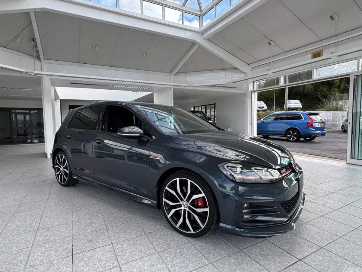 Volkswagen Golf Hatchback, Petrol, 2019, Blue