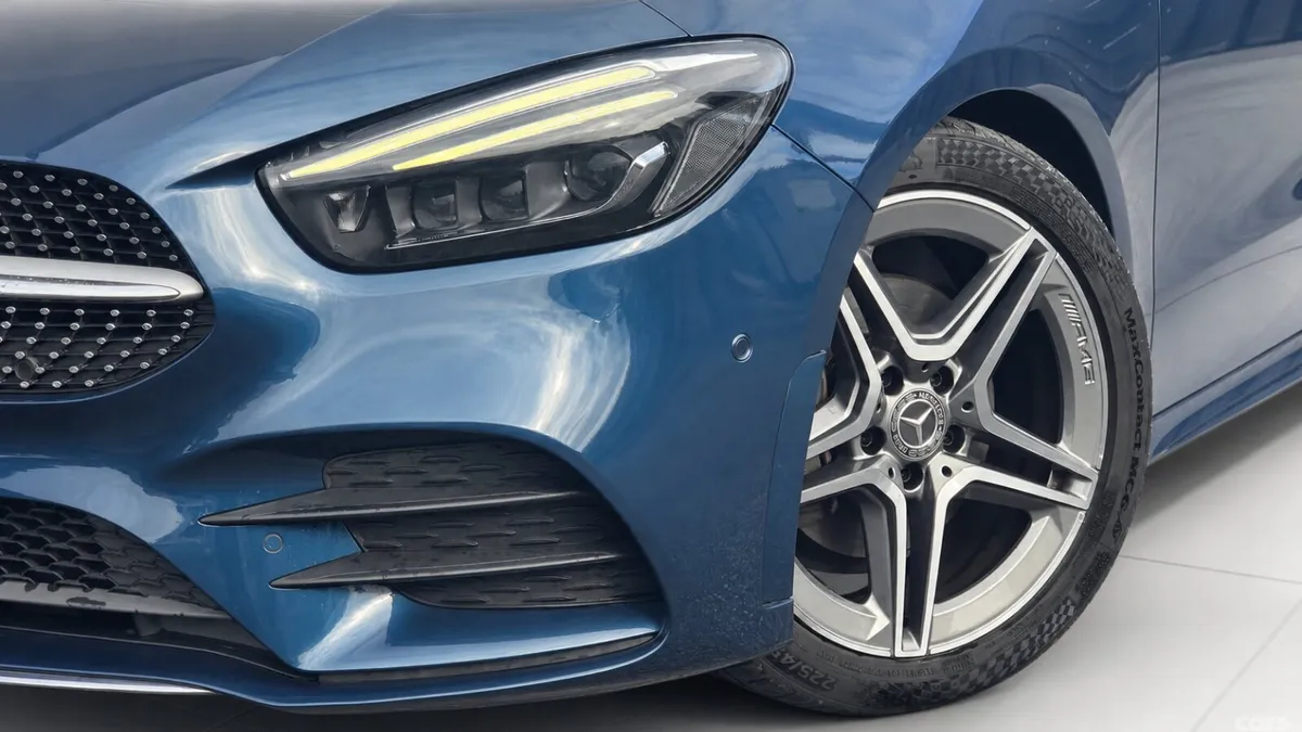 Mercedes-Benz B-Class Hatchback, Diesel, 2020, Blue