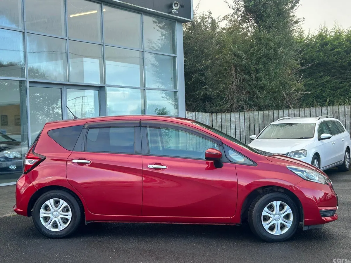 Nissan Note MPV, Petrol, 2017, Red