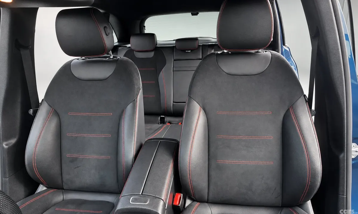 Mercedes-Benz B-Class Hatchback, Diesel, 2020, Blue