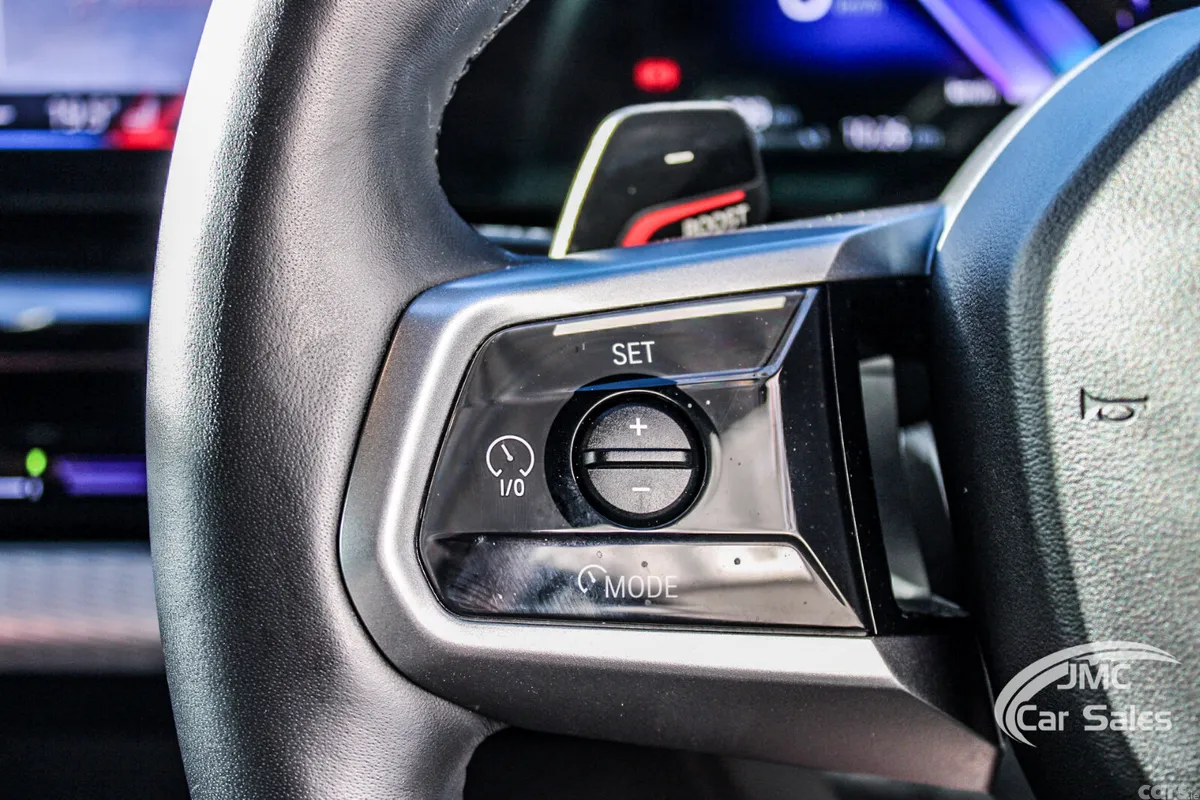 BMW 5-Series Saloon, Petrol Plug-in Hybrid, 2025, Blue