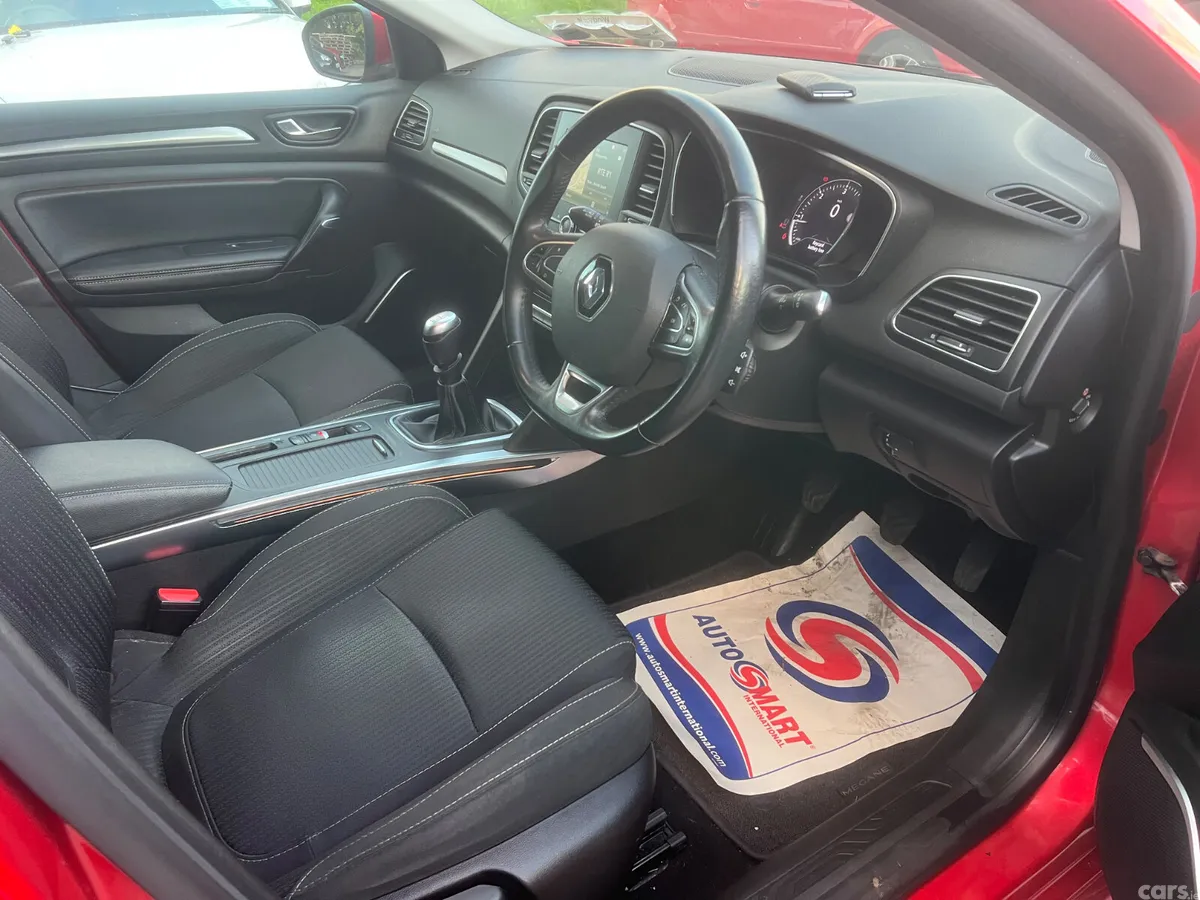 Renault Megane Estate, Diesel, 2019, Red