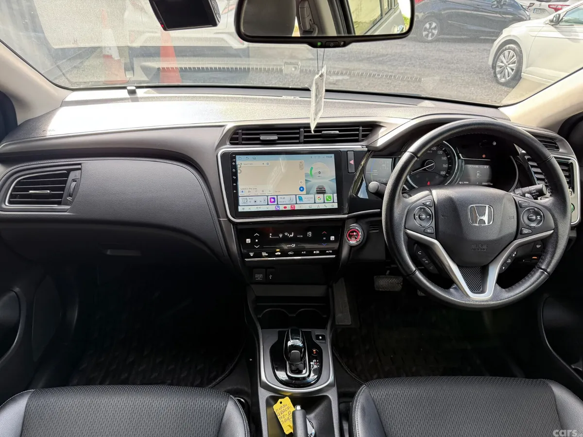 Honda Grace Saloon, Petrol Hybrid, 2017, Silver