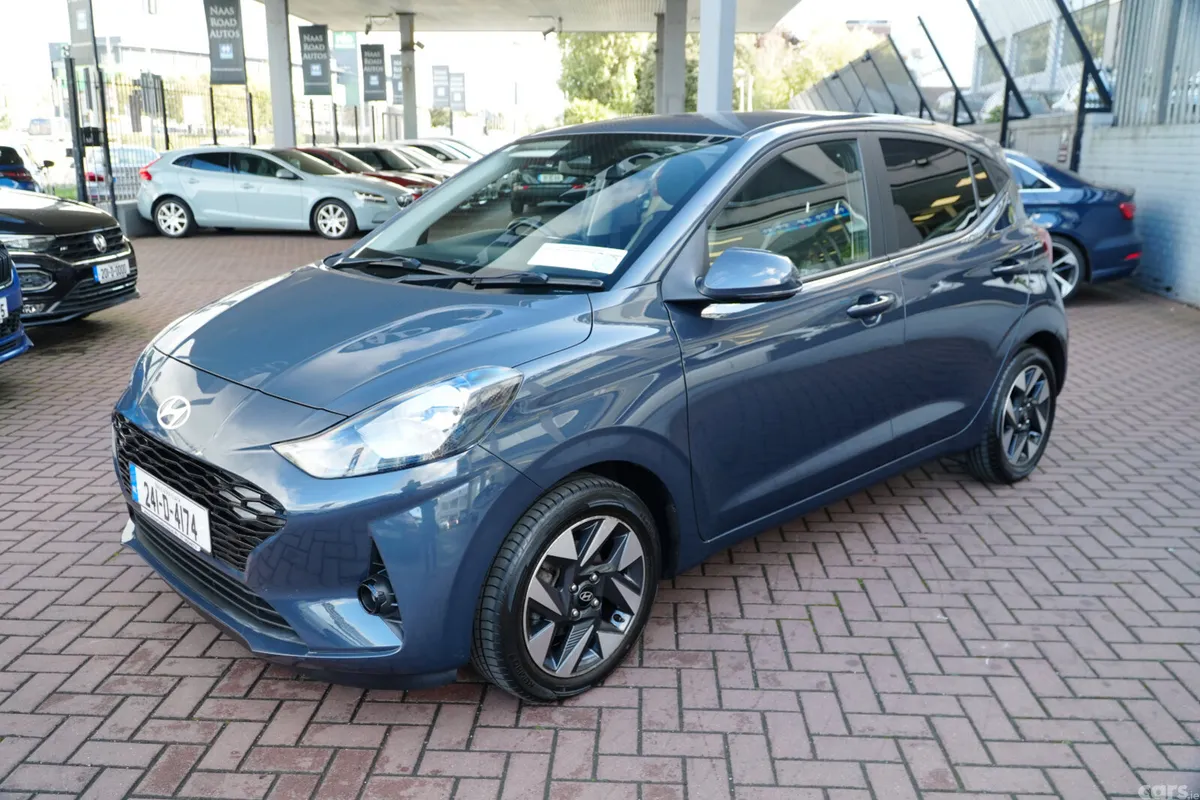 Hyundai i10 Hatchback, Petrol, 2024, Grey