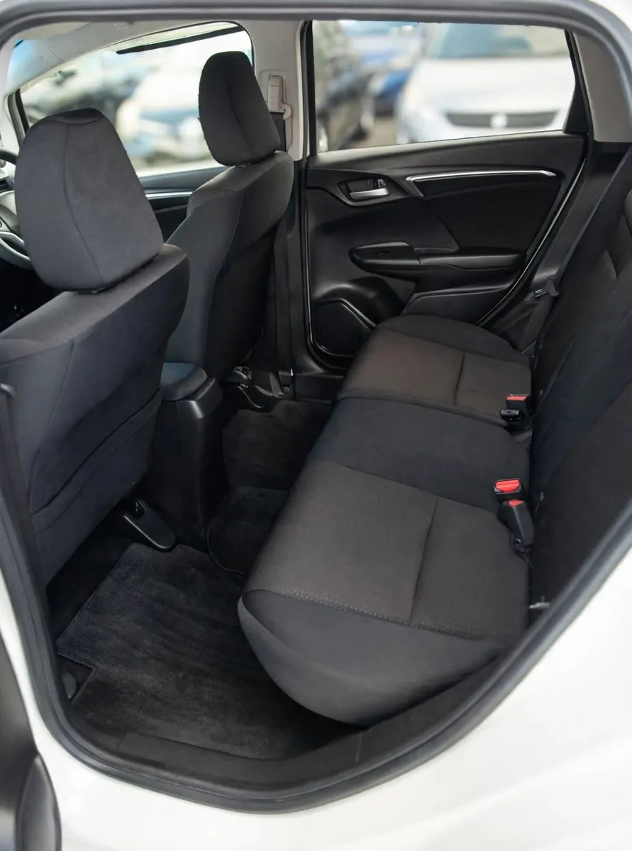 Honda Fit Hatchback, Petrol Hybrid, 2015, White