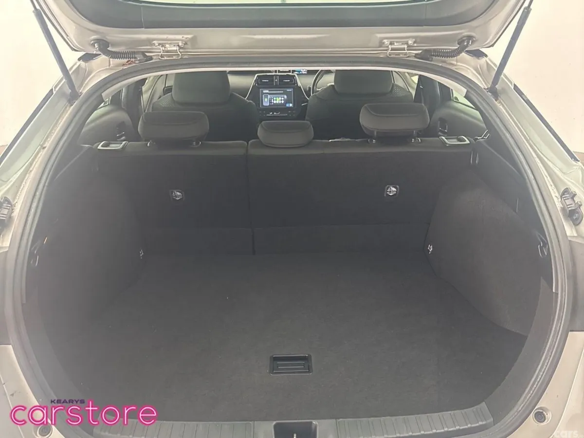 Toyota Prius Hatchback, Petrol Hybrid, 2019, Silver