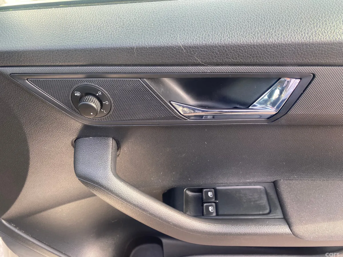 Skoda Fabia Hatchback, Petrol, 2019, Grey