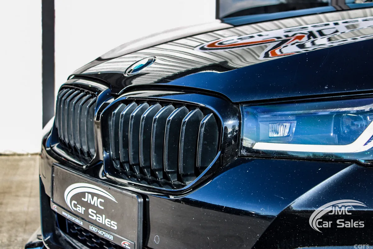 BMW 5-Series Saloon, Diesel, 2022, Black