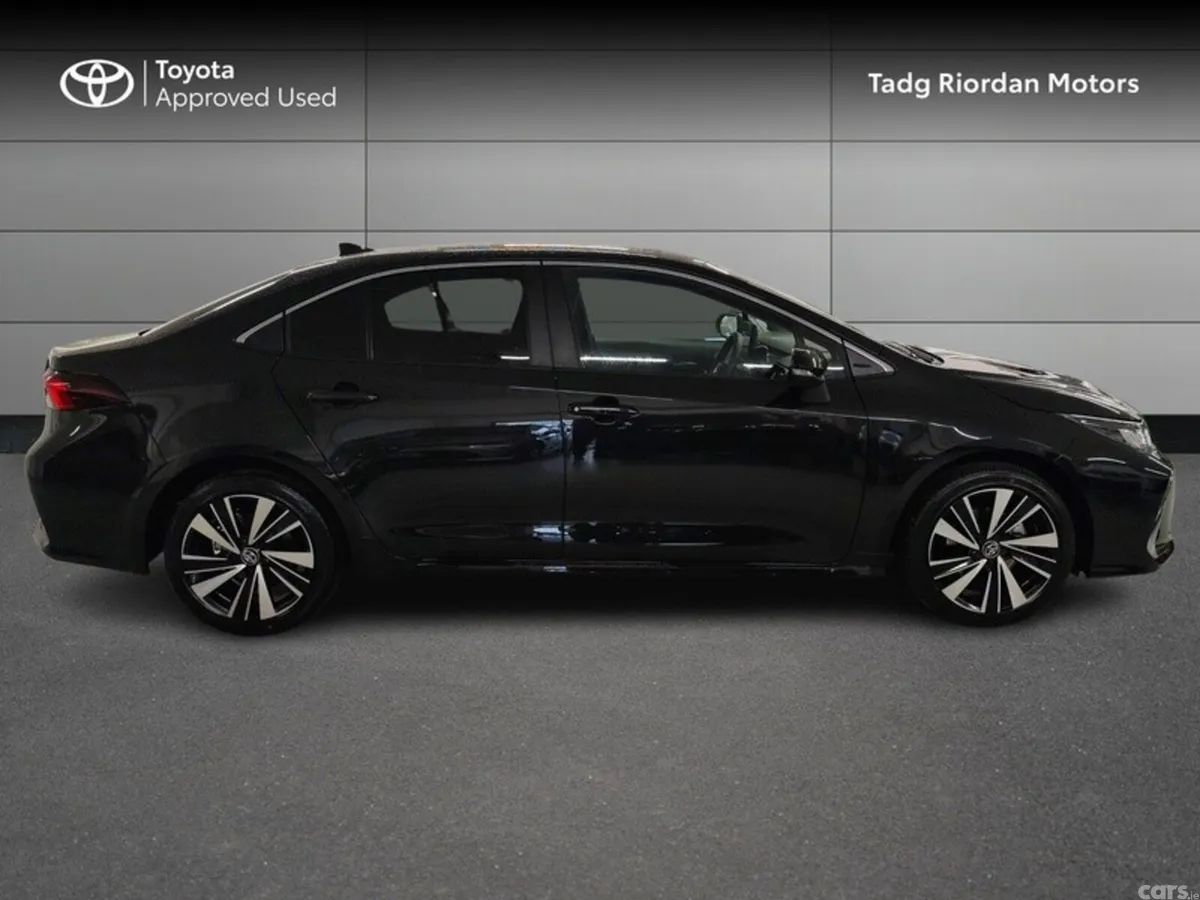 Toyota Corolla Saloon, Petrol Hybrid, 2026, Black