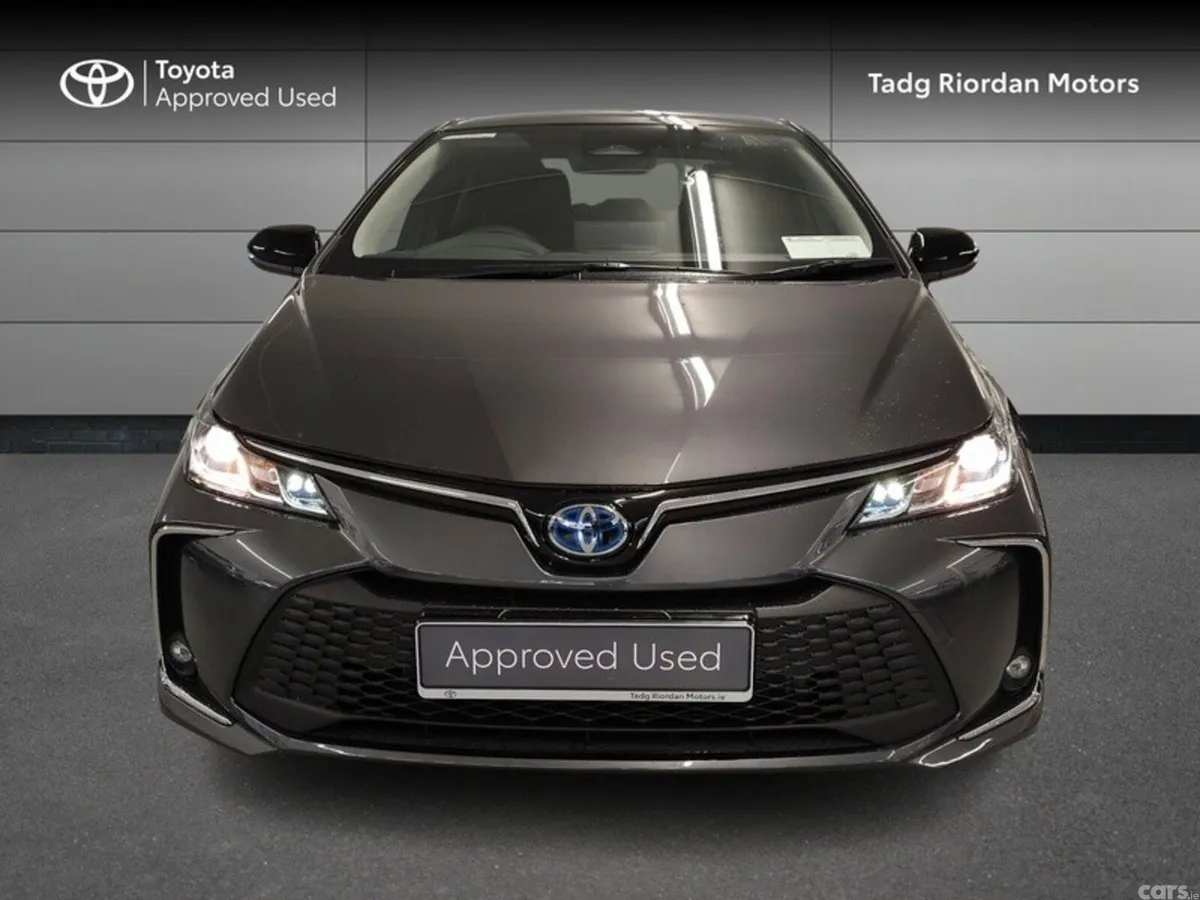 Toyota Corolla Saloon, Petrol Hybrid, 2026, Grey