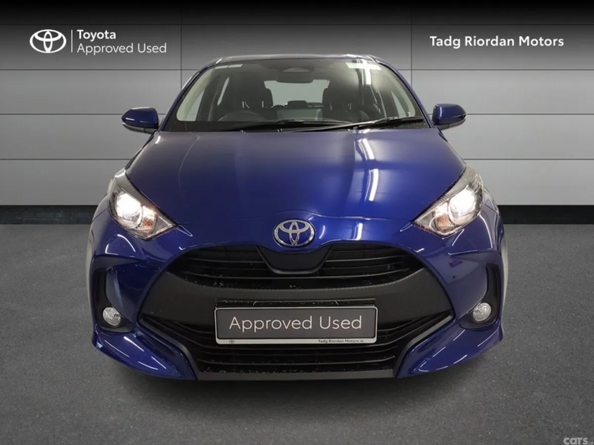 Toyota Yaris Hatchback, Petrol Hybrid, 2026, Blue