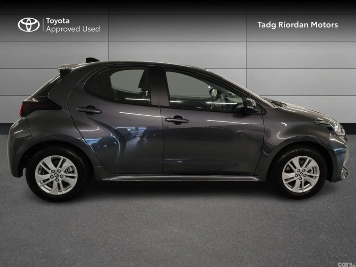 Toyota Yaris Hatchback, Petrol Hybrid, 2026, Grey