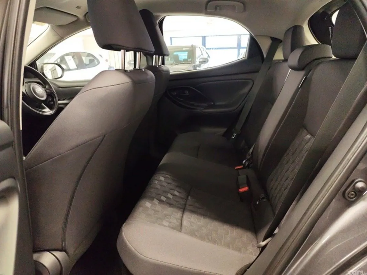 Toyota Yaris Hatchback, Petrol Hybrid, 2026, Grey
