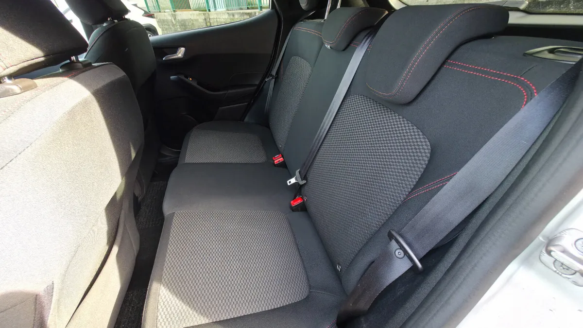 Ford Fiesta Hatchback, Petrol, 2021, Silver