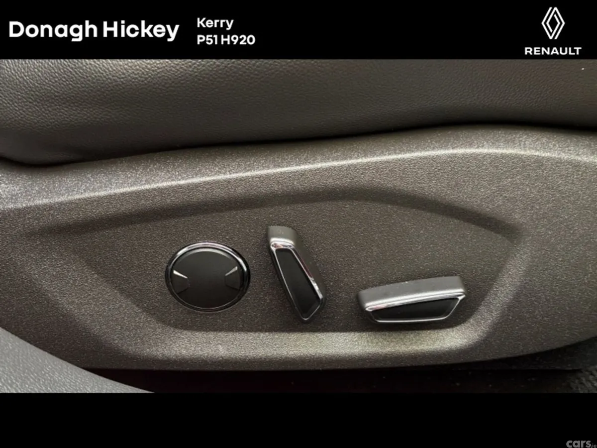 Ford Mondeo Hatchback, Diesel, 2021, Red