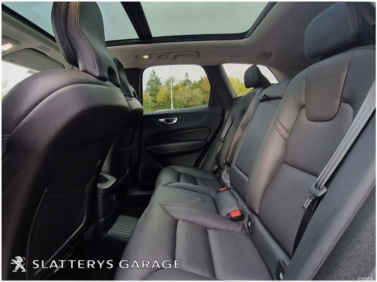 Volvo XC60 SUV, Petrol Plug-in Hybrid, 2023, Grey