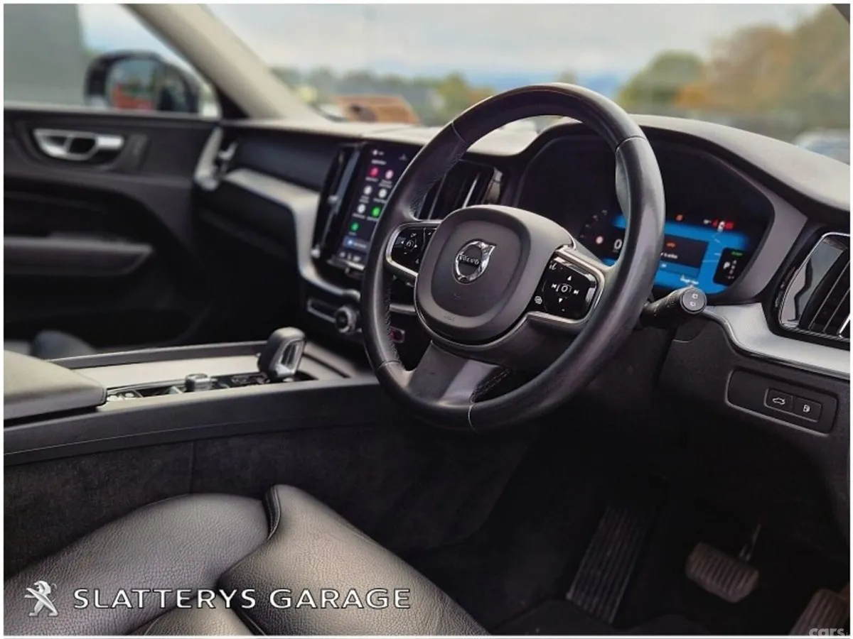 Volvo XC60 SUV, Petrol Plug-in Hybrid, 2023, Grey