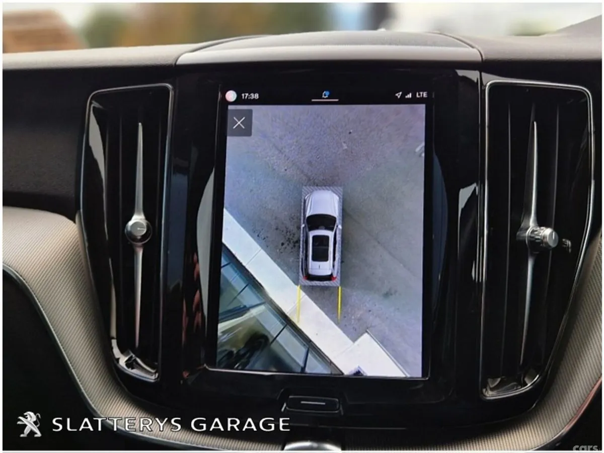 Volvo XC60 SUV, Petrol Plug-in Hybrid, 2023, Grey