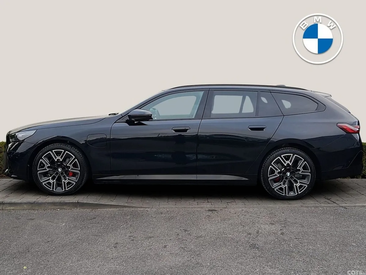 BMW 5-Series Estate, Petrol Plug-in Hybrid, 2026, Black