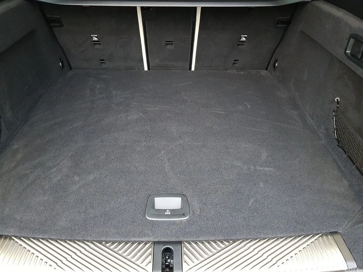 BMW 5-Series Estate, Petrol Plug-in Hybrid, 2026, Black