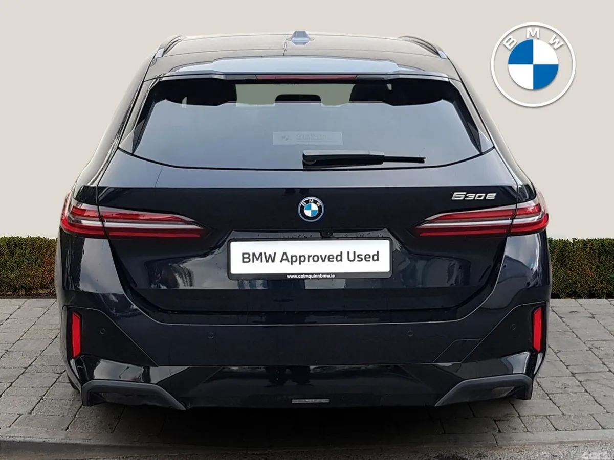 BMW 5-Series Estate, Petrol Plug-in Hybrid, 2026, Black