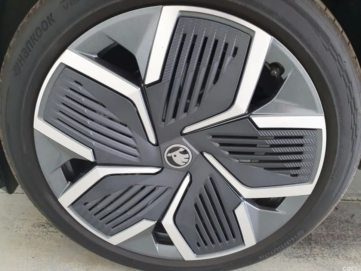 Skoda Kodiaq SUV, Petrol Plug-in Hybrid, 2026, Grey