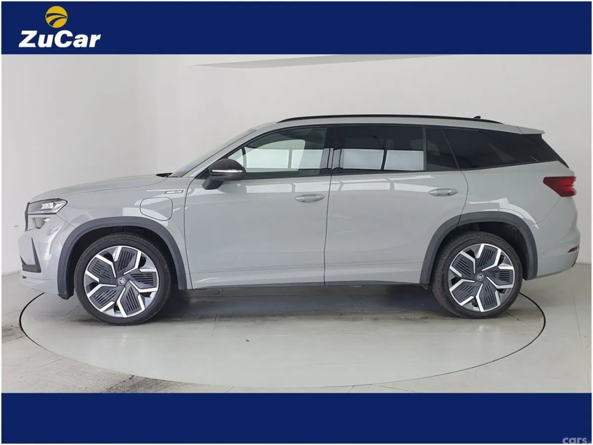 Skoda Kodiaq SUV, Petrol Plug-in Hybrid, 2026, Grey