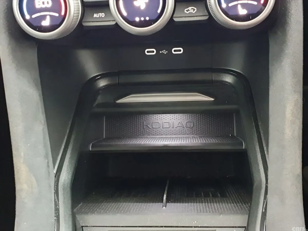 Skoda Kodiaq SUV, Petrol Plug-in Hybrid, 2026, Grey