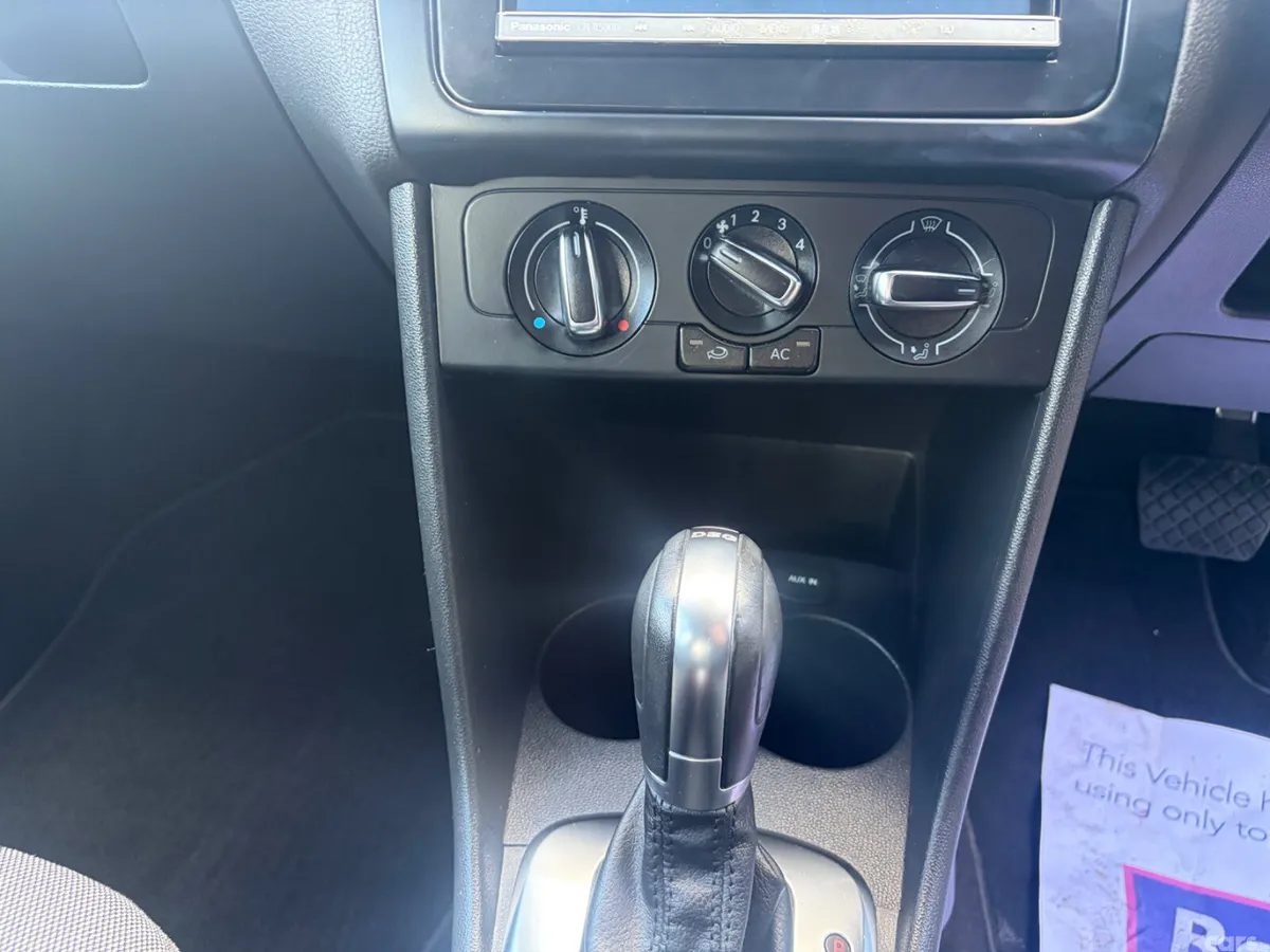 Volkswagen Polo Hatchback, Petrol, 2014, White